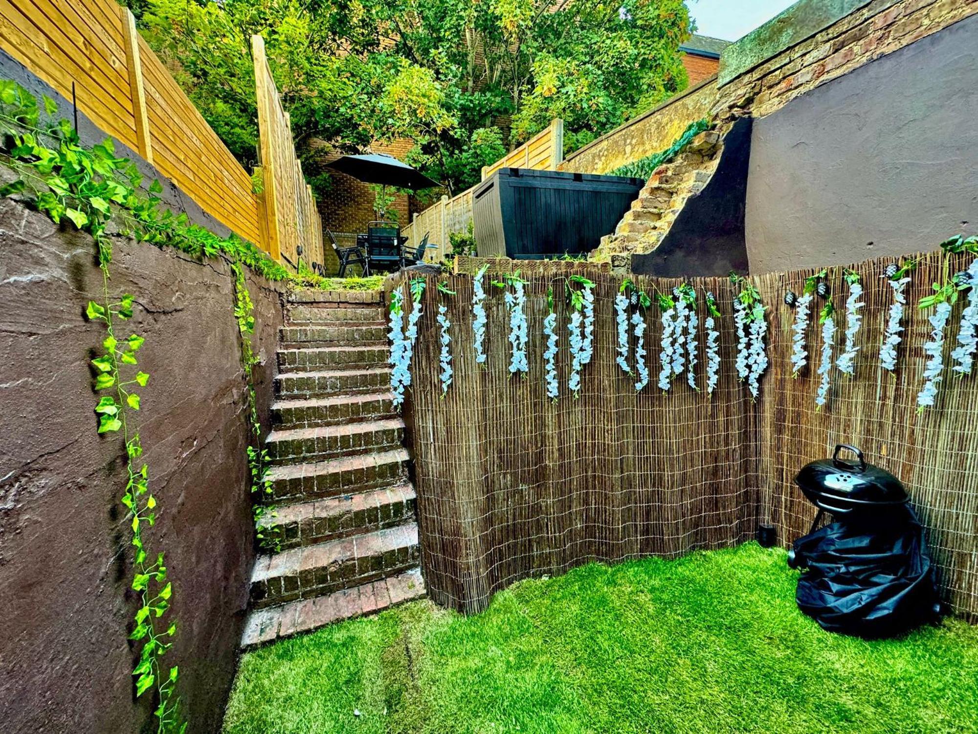 Three Bedroom House By Peacegrove Homes Short Lets & Serviced Accommodation Brighton With Free Wifi & Pet Friendly Ngoại thất bức ảnh