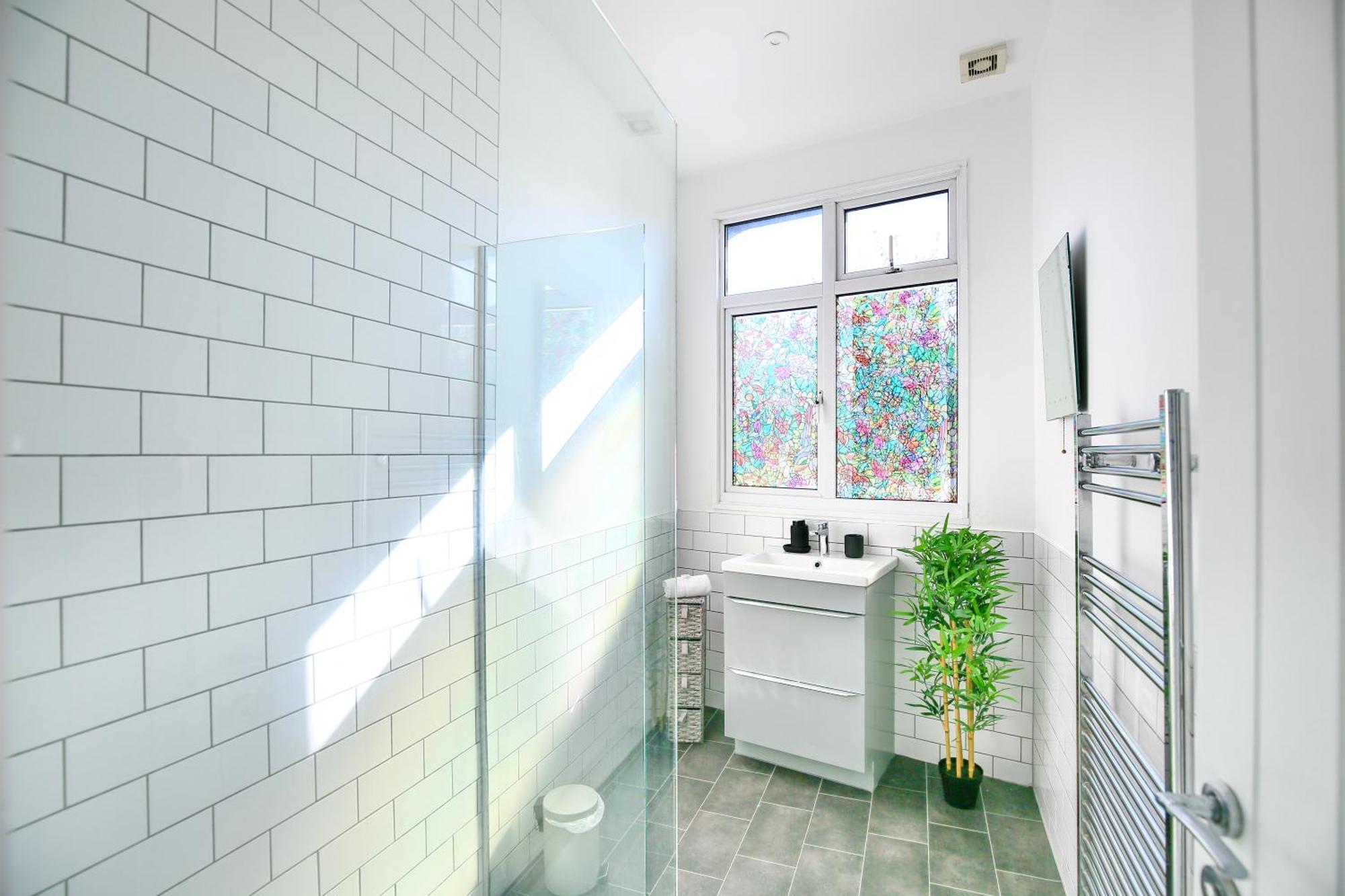 Three Bedroom House By Peacegrove Homes Short Lets & Serviced Accommodation Brighton With Free Wifi & Pet Friendly Ngoại thất bức ảnh